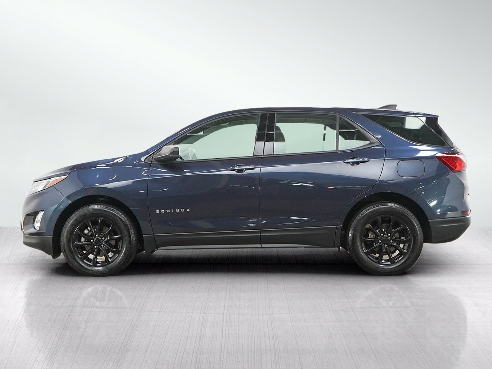 Used 2018 Chevrolet Equinox LS with VIN 3GNAXHEV1JL389312 for sale in White Bear Lake, Minnesota