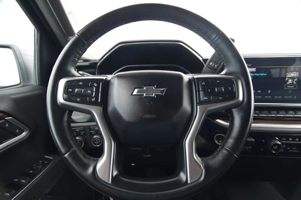 Used 2026 White Chevrolet RST image 21