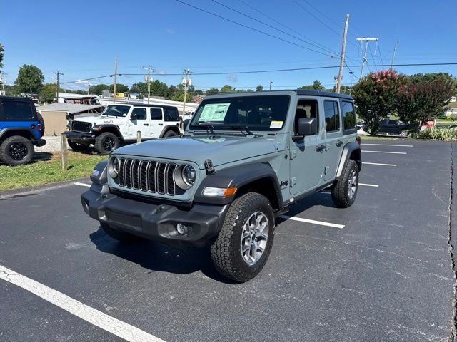 New 2026 Anvil Clear-Coat Exterior Paint Jeep Sport S image 3