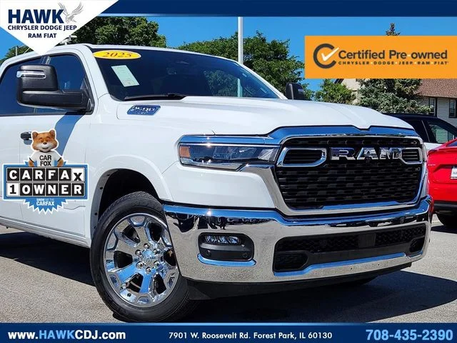 Used 2025 White Ram Big Horn/Lone Star image 2