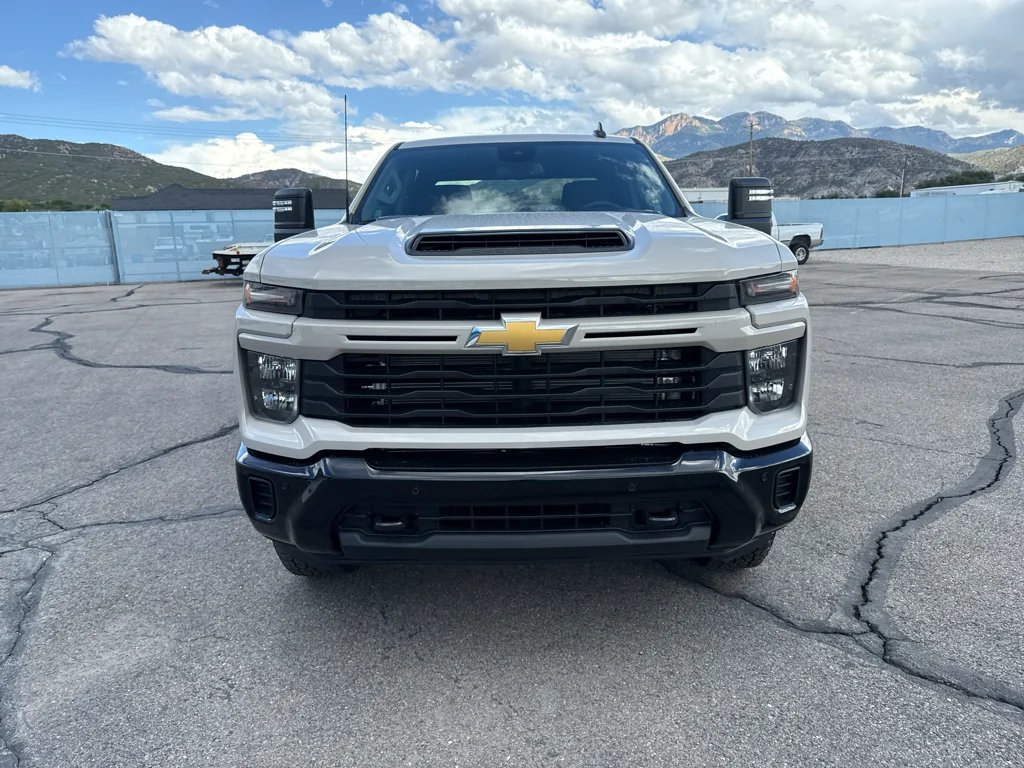 New 2026 White Sands Chevrolet Custom image 9