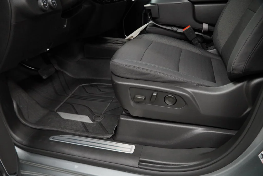 New 2026 Sterling Gray Metallic Chevrolet RST image 30