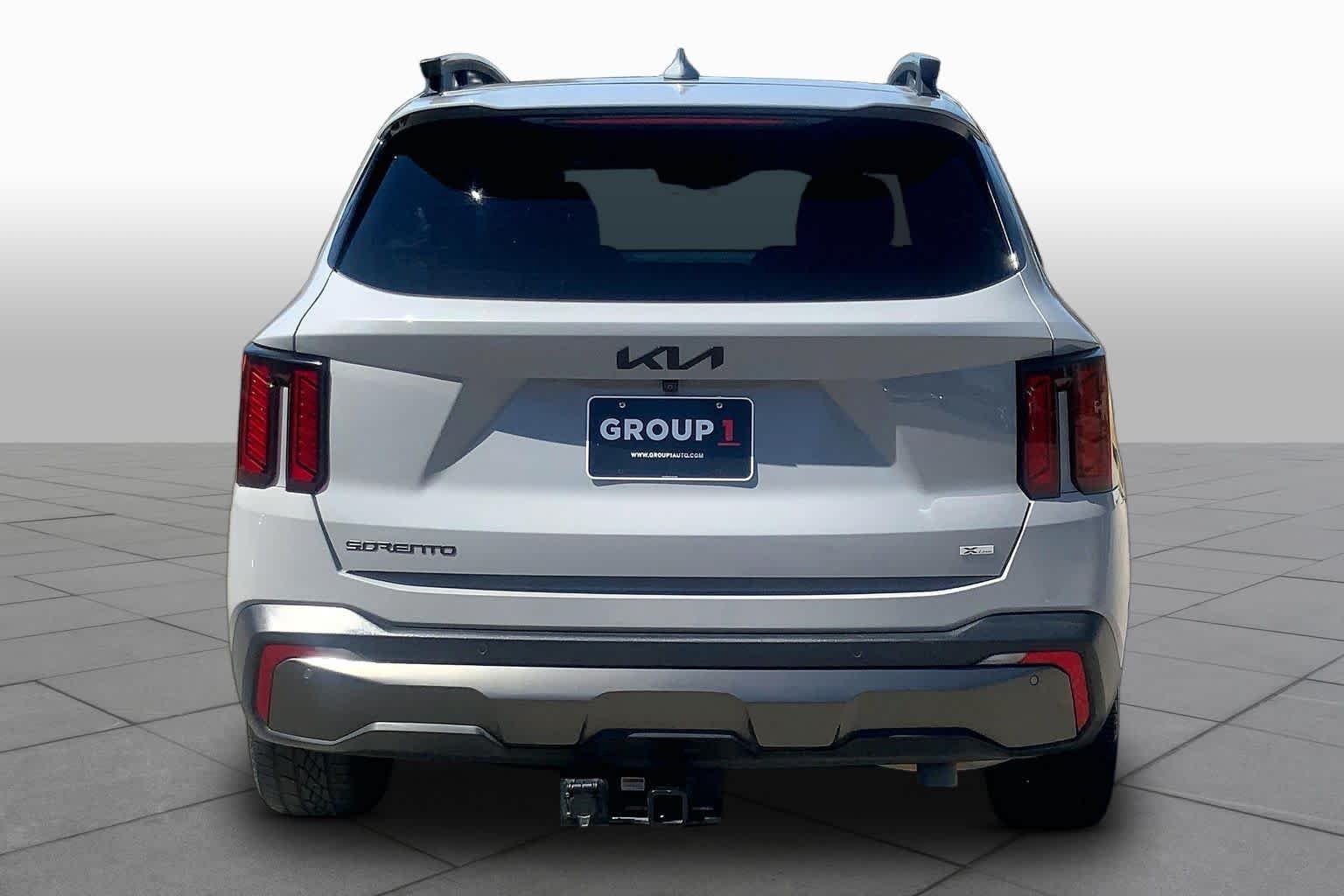 Pre-Owned 2025 Kia Sorento X-Line EX