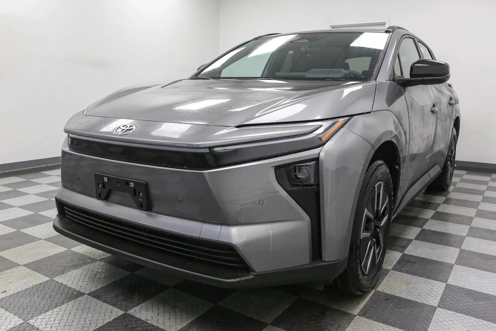 New 2026 Heavy Metal [extra_cost_color] Toyota XLE image 4