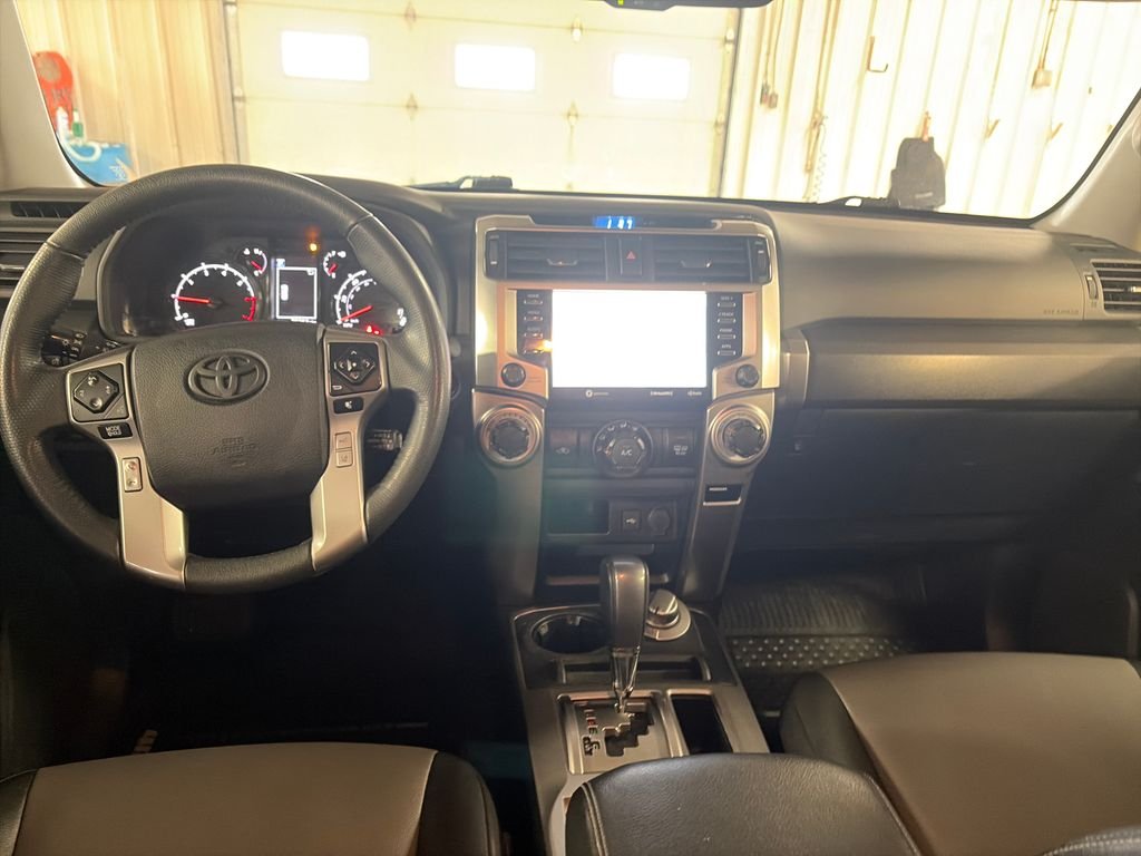 Certified Used 2020 Silver Toyota SR5 Premium image 17