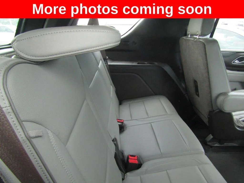 Used 2021 White Frost Tri-Coat GMC SLT image 13