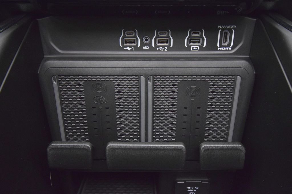 New 2026 Tank Exterior Paint RAM Laramie image 29