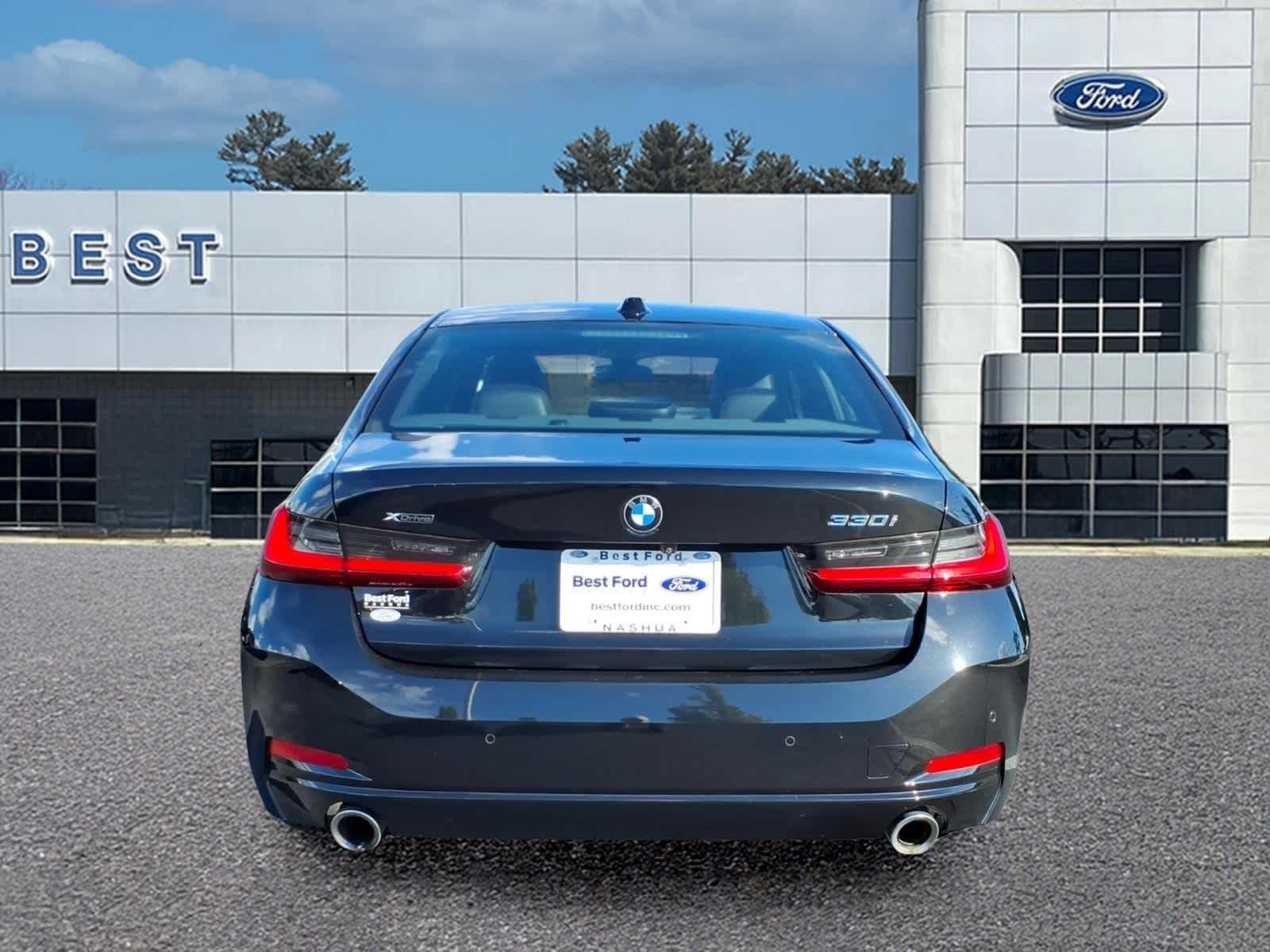 Used 2024 Black Sapphire Metallic BMW 330i xDrive image 5