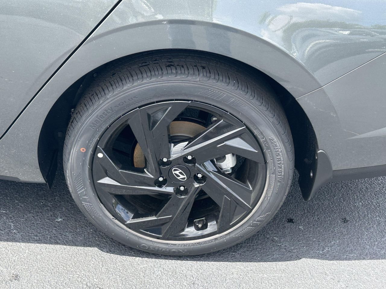 New 2026 Amazon Gray Hyundai SEL Sport image 17