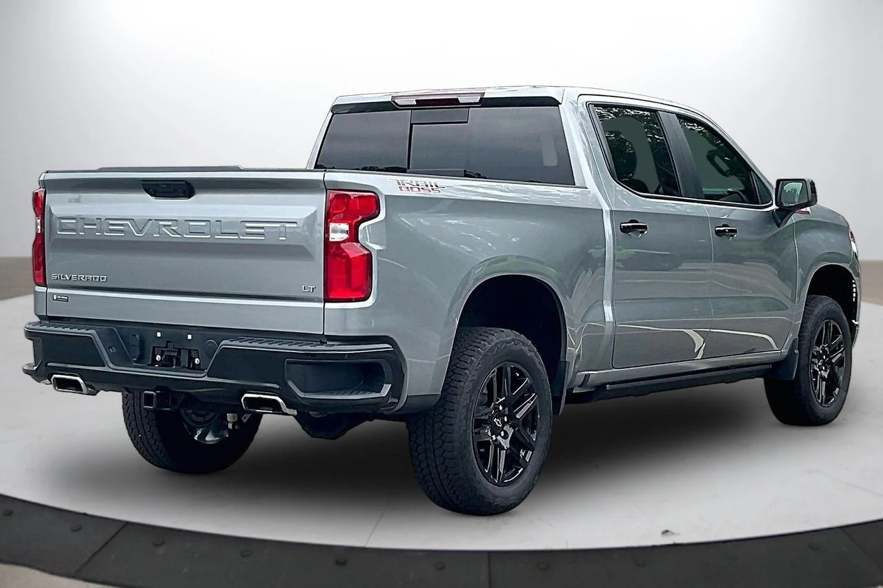 Certified Used 2025 Gray Chevrolet LT Trail Boss image 9