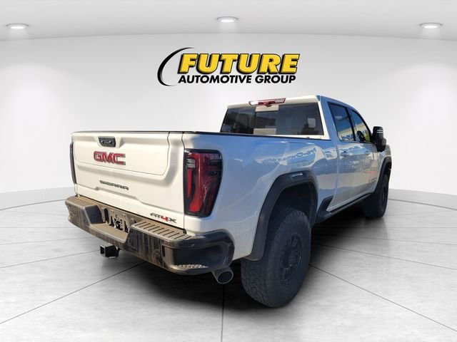 Used 2024 White GMC AT4X image 3