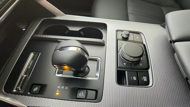 Certified Used 2025 White Mazda Premium image 17