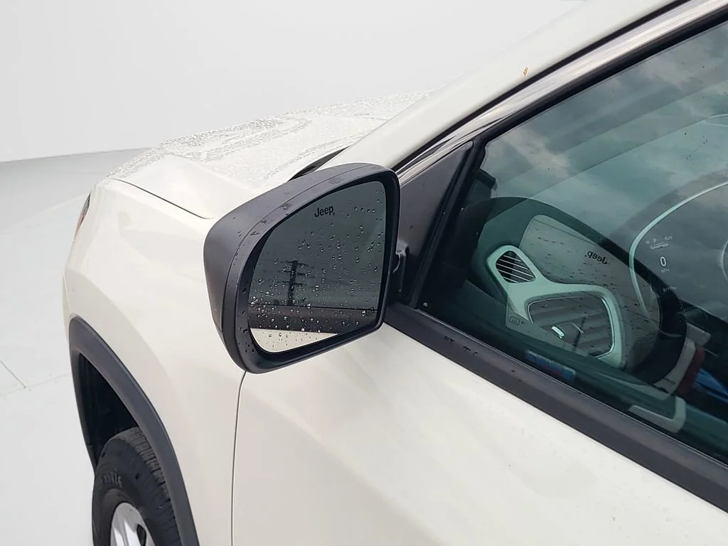 Used 2020 White Jeep Sport 4x4 image 25