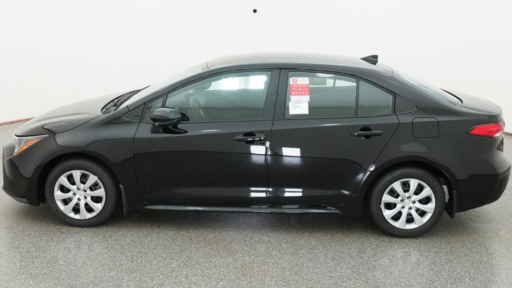 New 2026 Midnight Black Metallic Toyota LE image 15