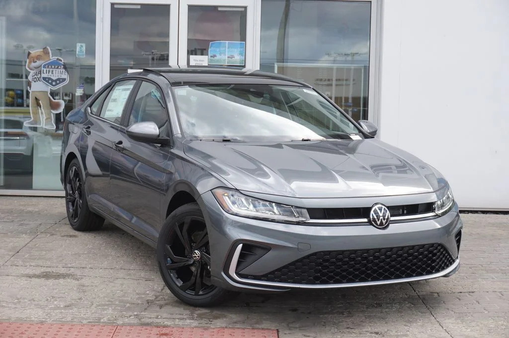 New 2026 Gray Volkswagen 1.5T SE image 4