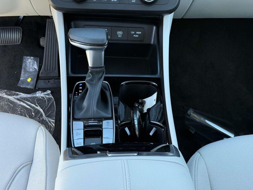 New 2026 White Pearl Hyundai SE FWD image 21