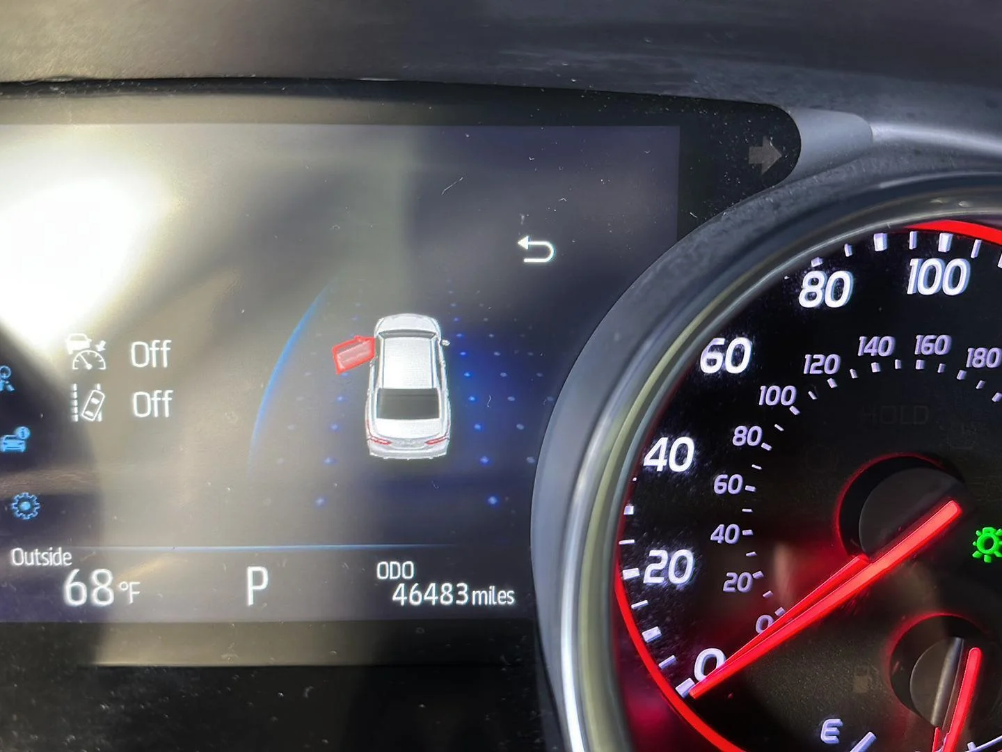 Used 2018 Pearl Toyota XSE image 15