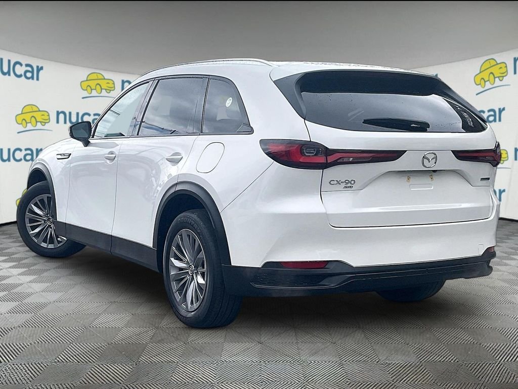 Used 2024 White Mazda Preferred image 4