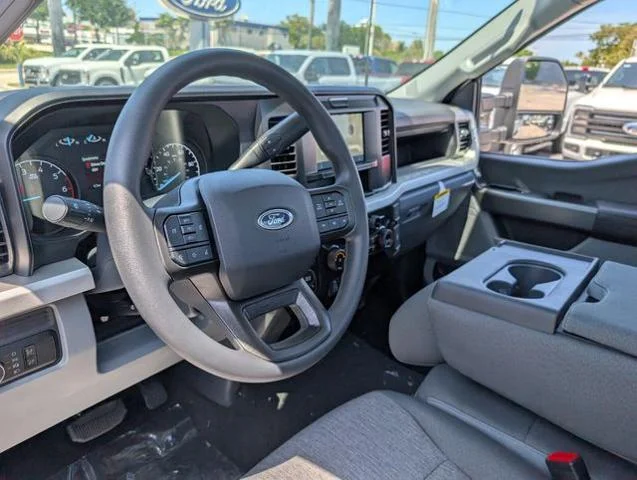 New 2026 Oxford White Ford F-350® XL image 24