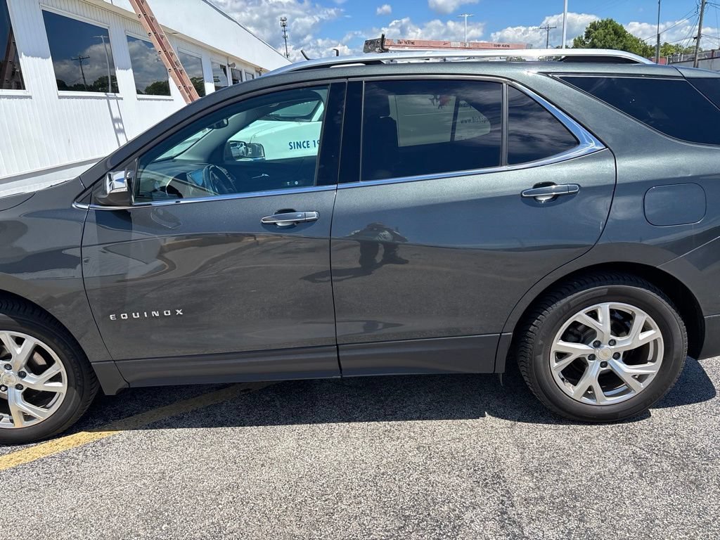 Used 2020 NIGHTFALL GRAY METALLIC Chevrolet Premier image 13
