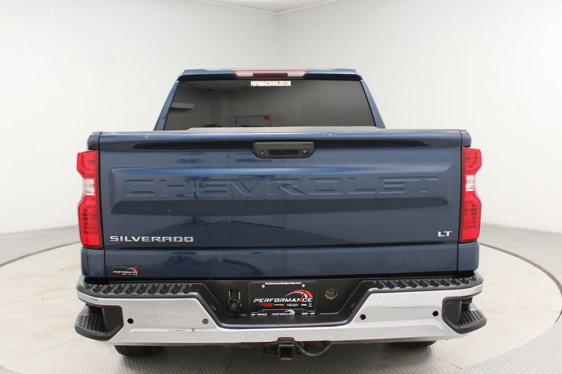 Used 2020 Northsky Blue Metallic Chevrolet 4WD Crew Cab 147 LT image 34