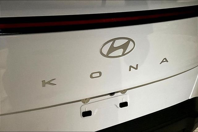 Certified Used 2026 White Hyundai SE image 9