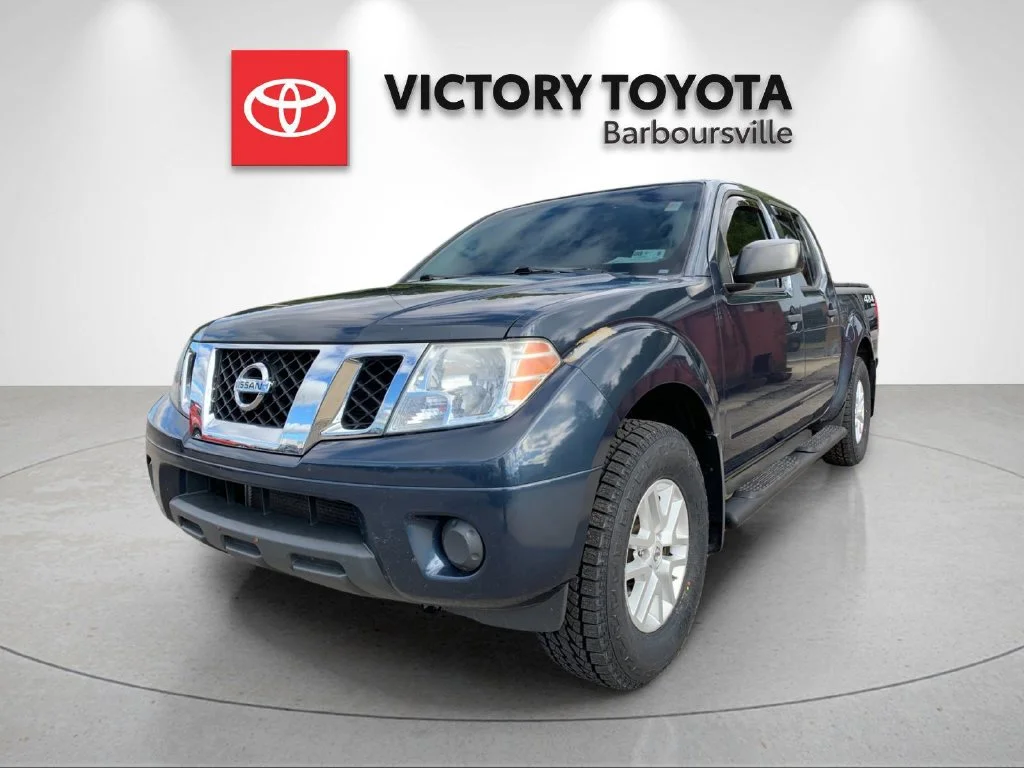 Used 2019 Blue Nissan SV image 1