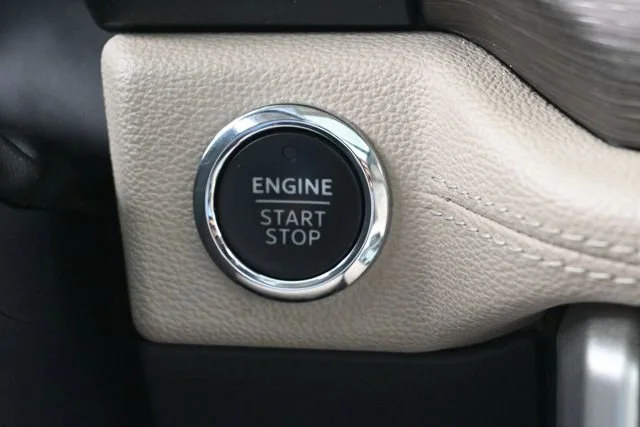 Used 2024 Oxford White Ford Limited image 20