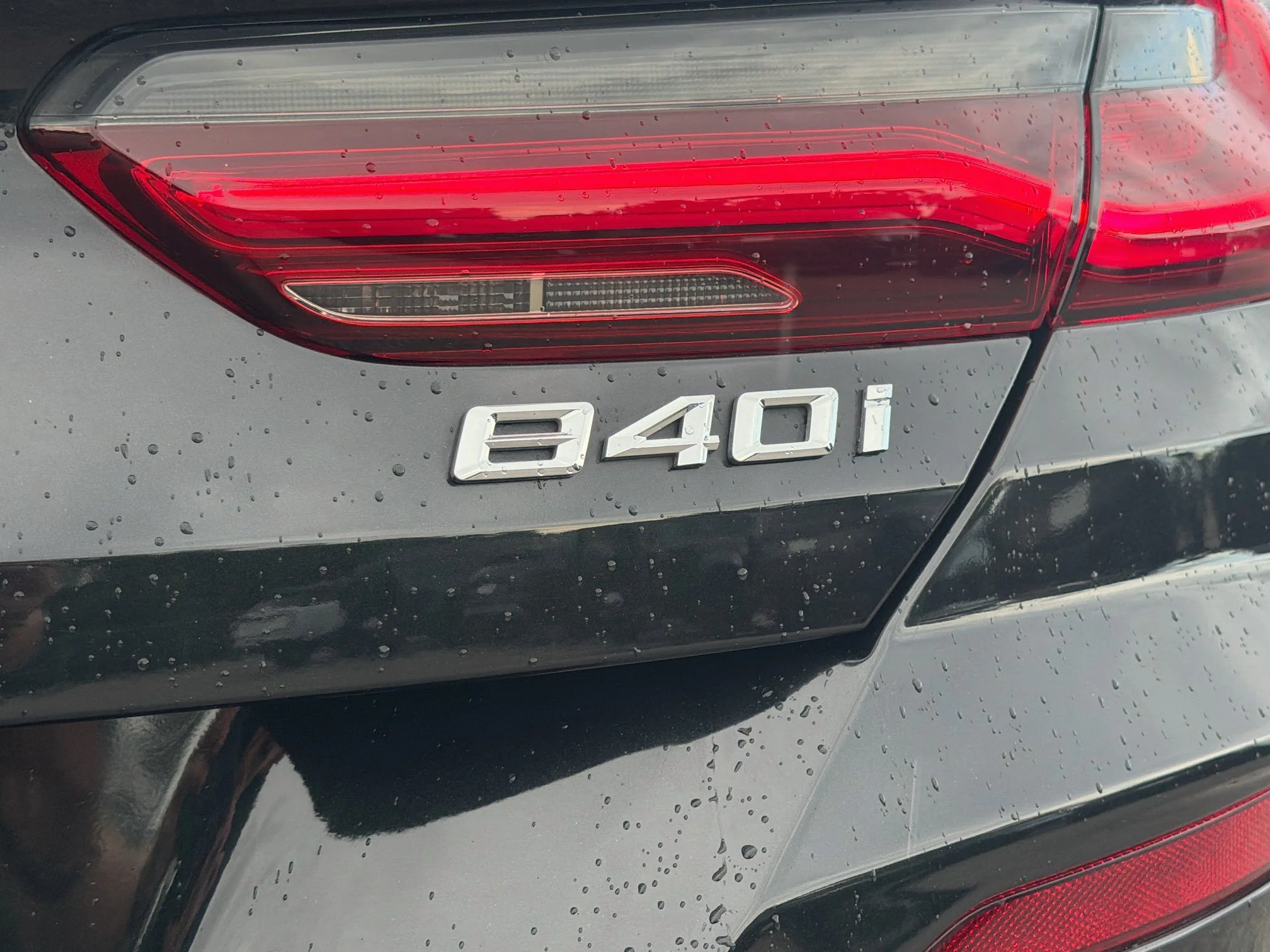 Used 2022 Black Sapphire Metallic BMW 840i image 11