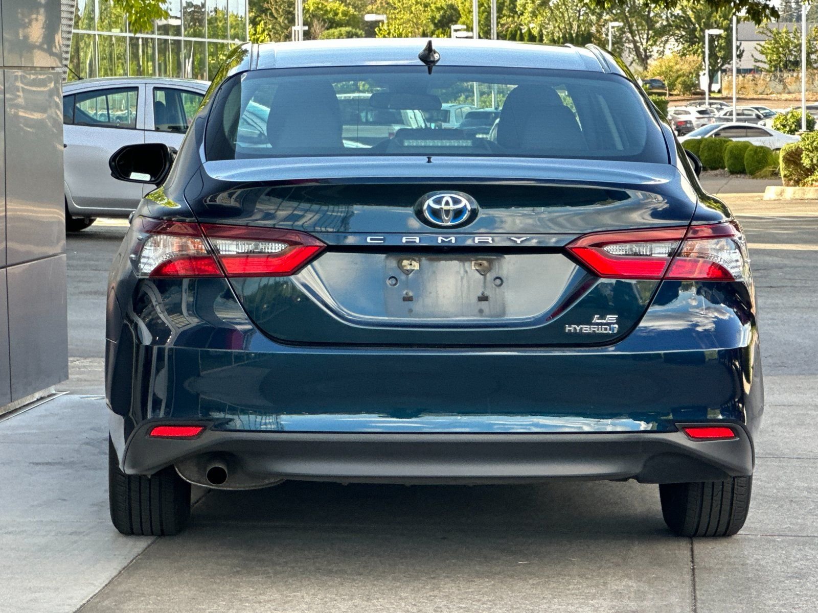Used 2021 Aqua Toyota LE image 4