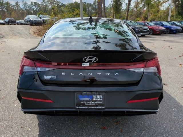 New 2026 Black Hyundai SEL Sport image 32