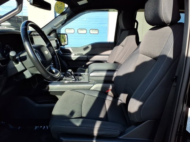 Used 2022 Black Metallic Ford XLT image 16