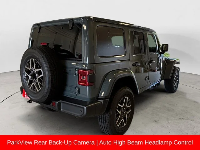 New 2026 Gray Jeep Sahara image 5