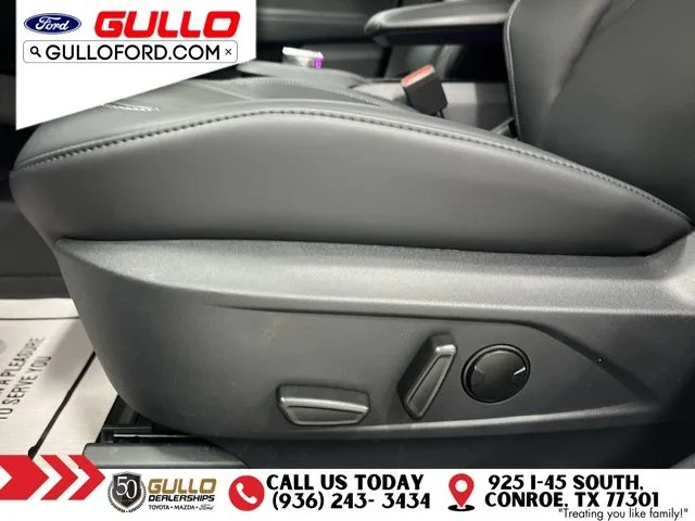 Used 2024 Vapor Blue Ford Premium image 21