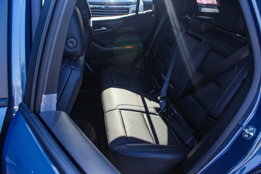 2027 Chevrolet Equinox LT - Photo 14