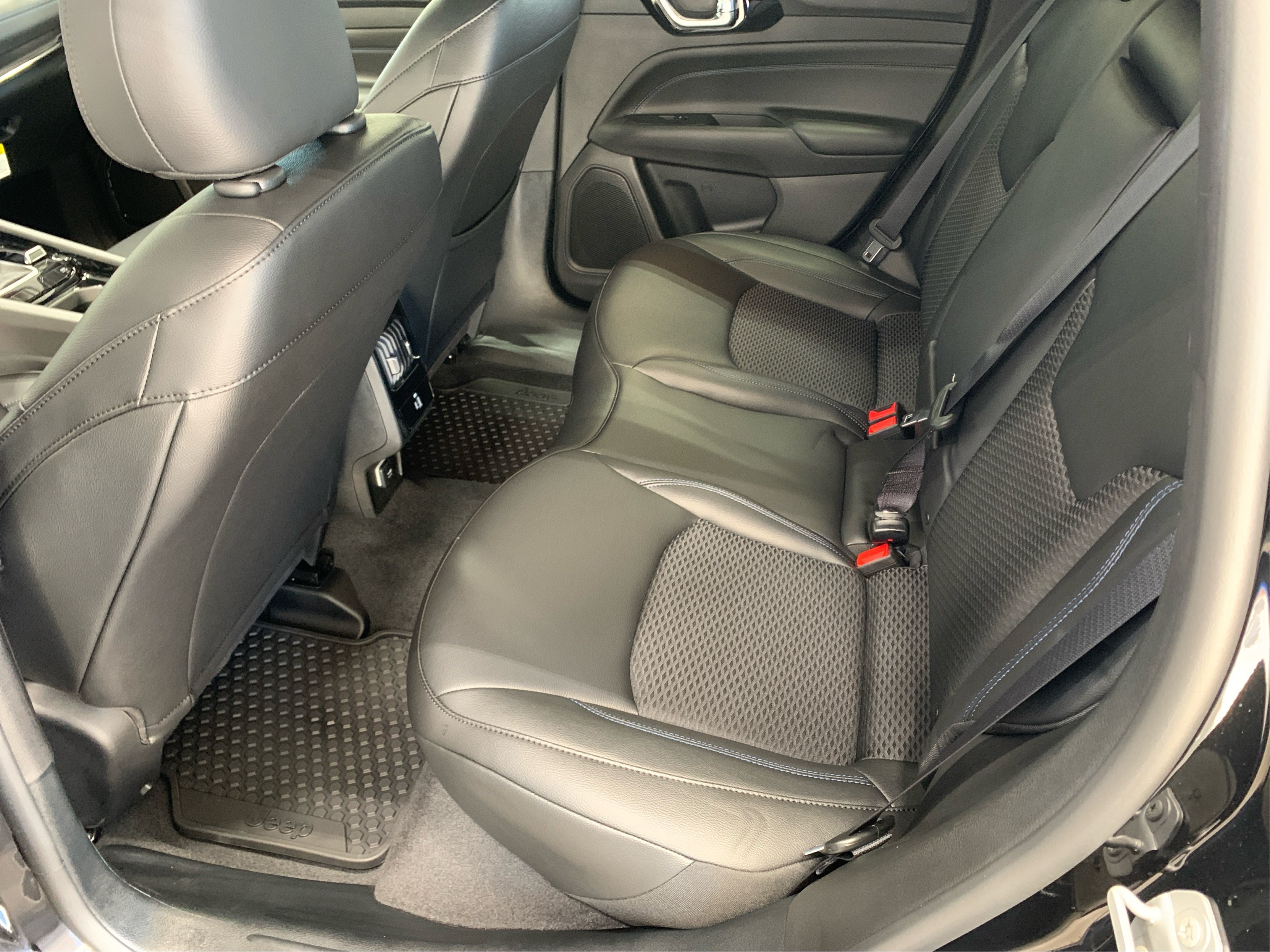 2026 Jeep Compass Altitude Special Edition - Photo 10