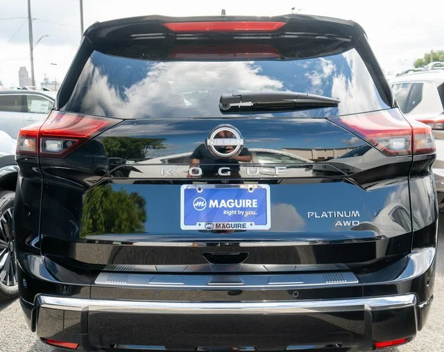 New 2026 Super Black Nissan Platinum image 4