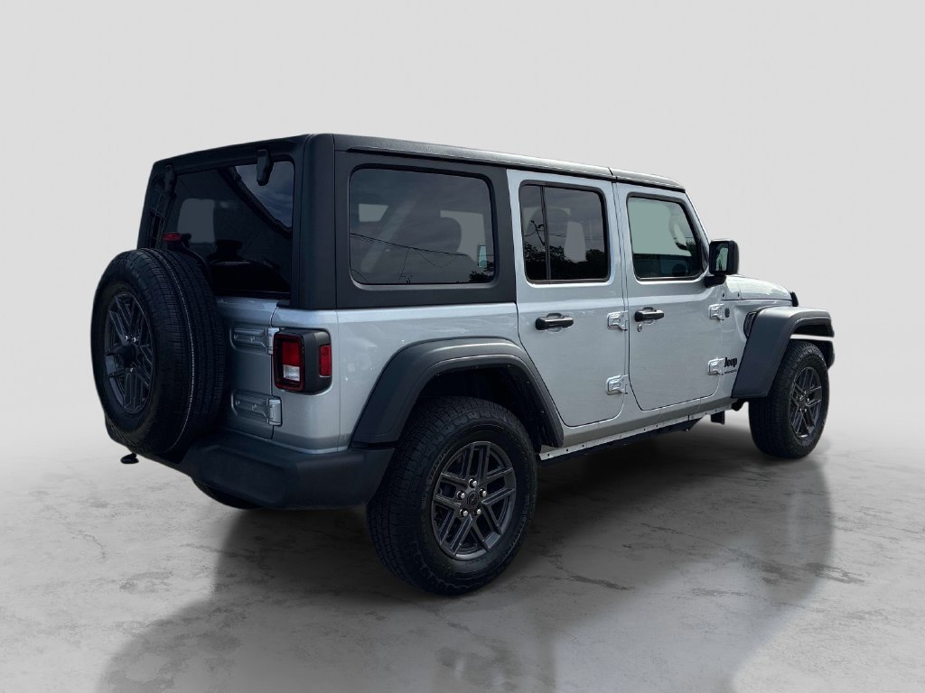 Used 2024 Silver Jeep Sport S image 7