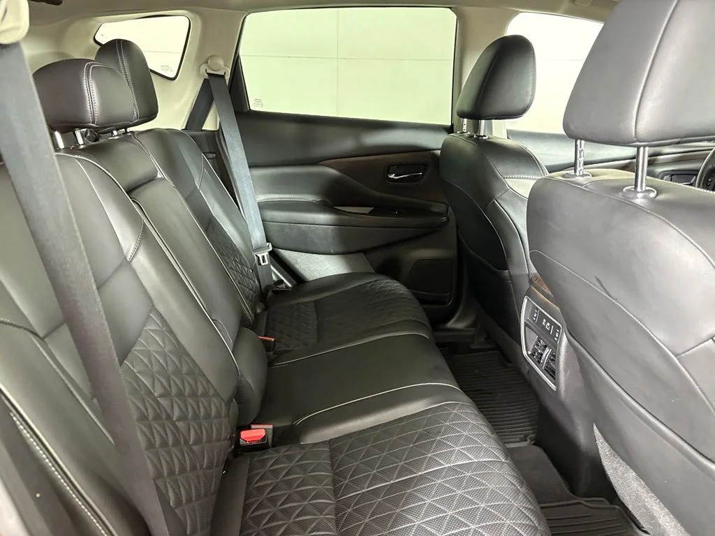 Used 2019 Orange Nissan Platinum image 17