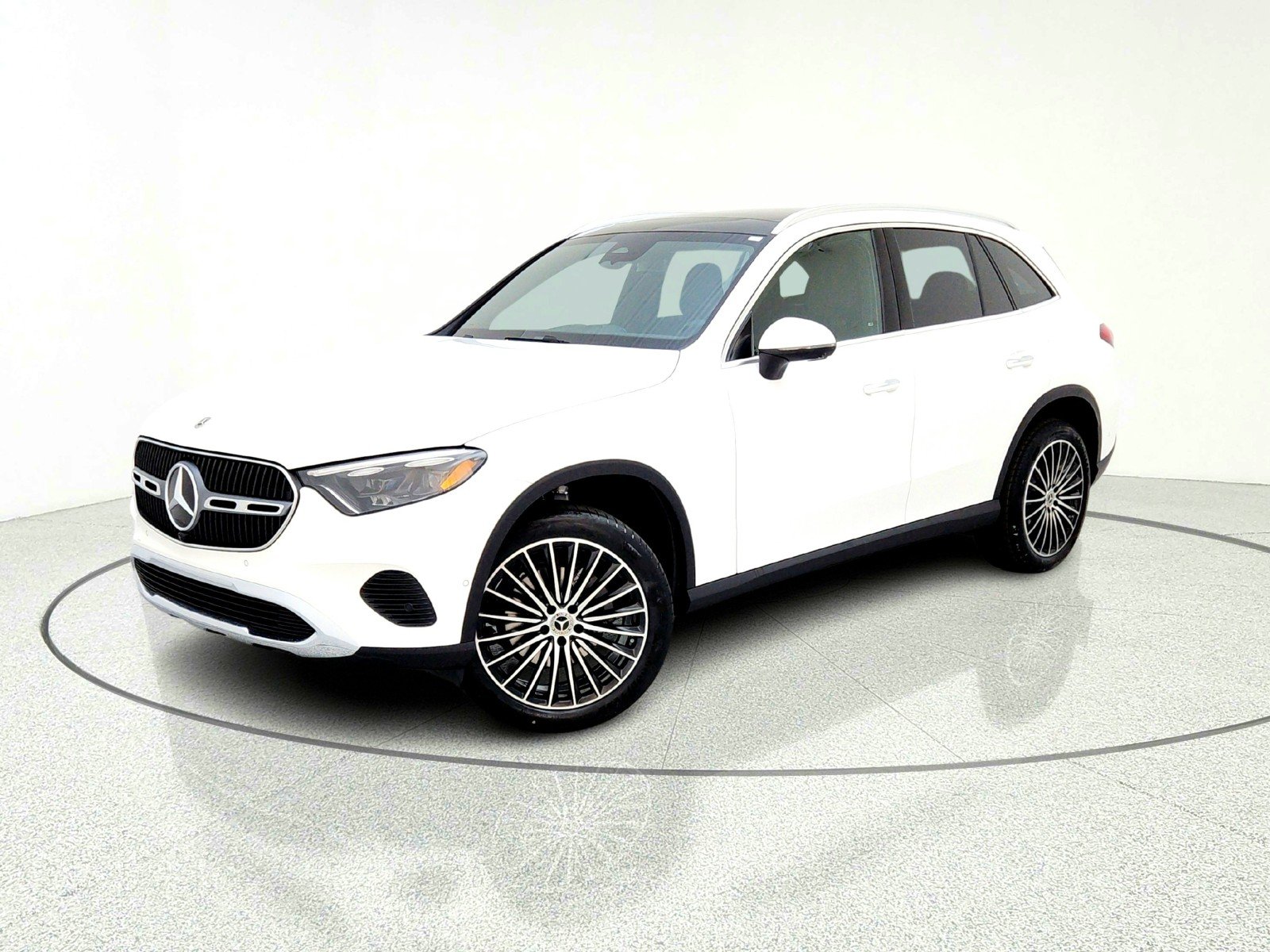 New 2026 Polar White Mercedes-Benz GLC 300 SUV image 1