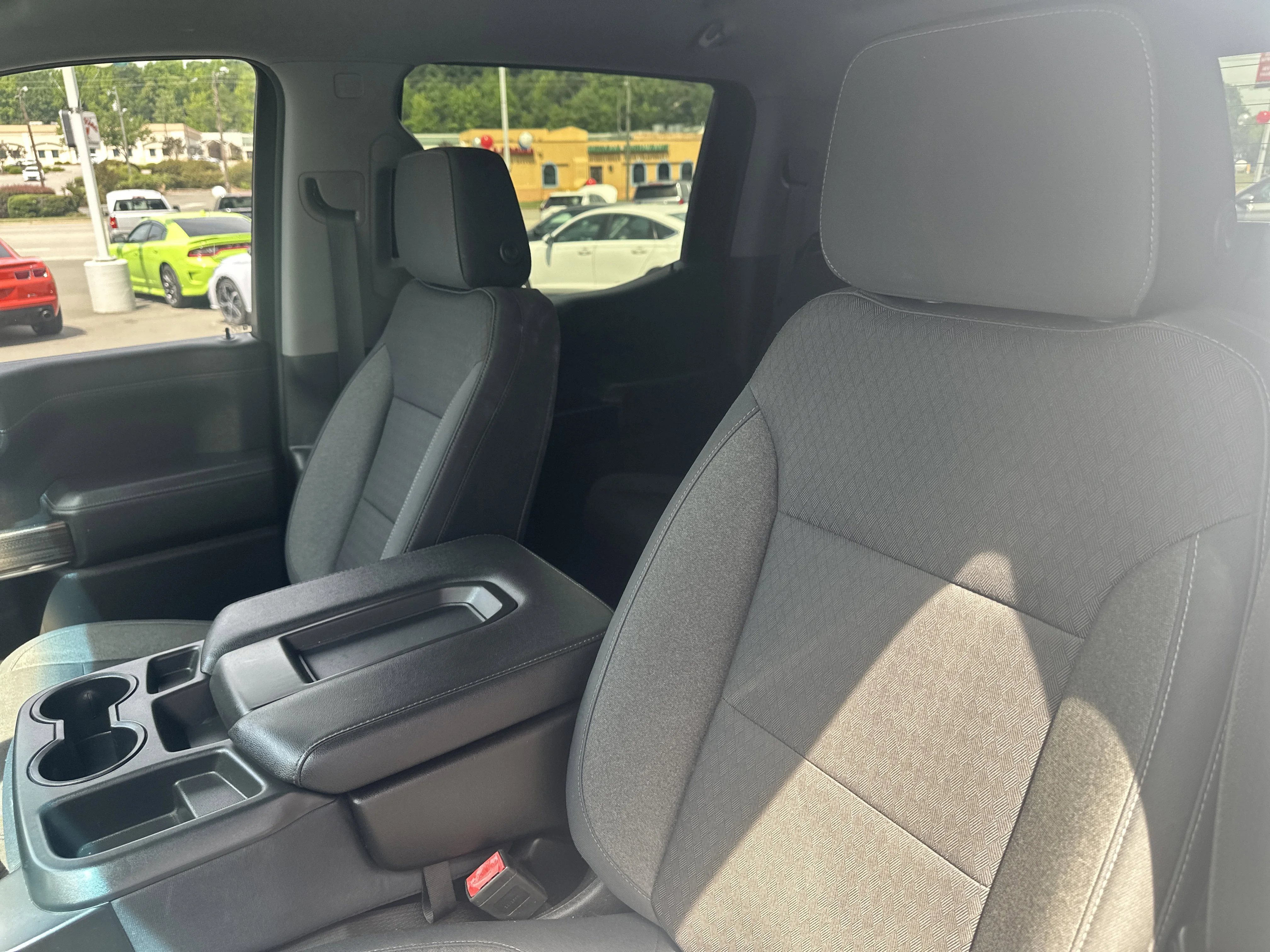 Used 2019 Summit White Chevrolet LT image 19