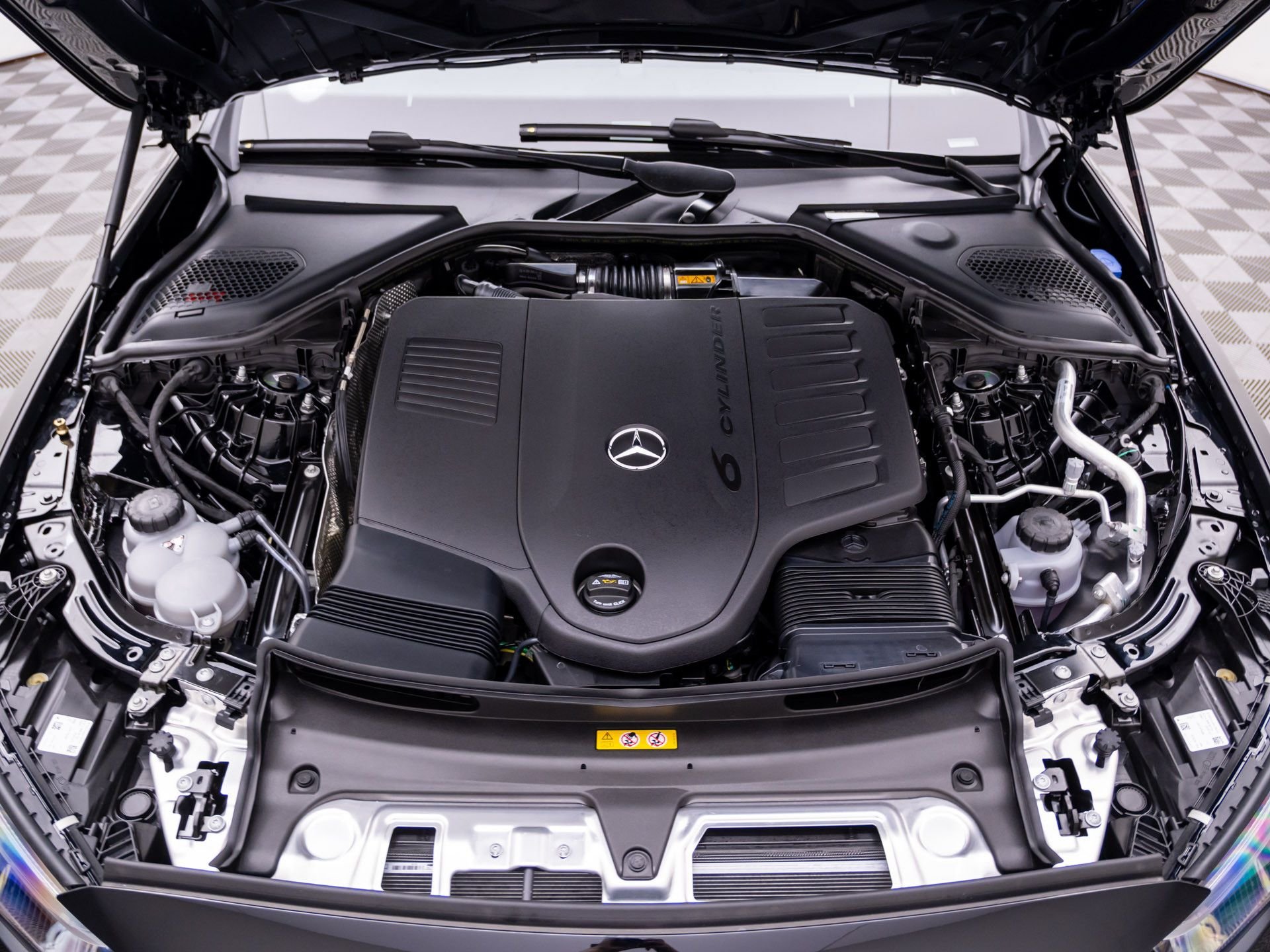 New 2027 Black Mercedes-Benz E 450 image 32