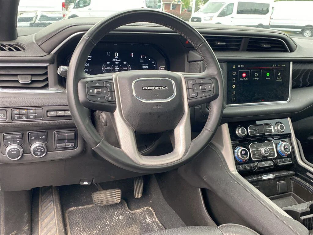 Used 2023 Onyx Black GMC Denali image 5