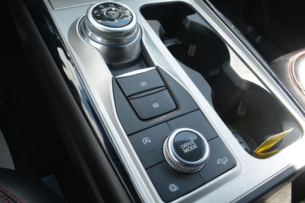 Used 2023 Gray Ford ST-Line image 18