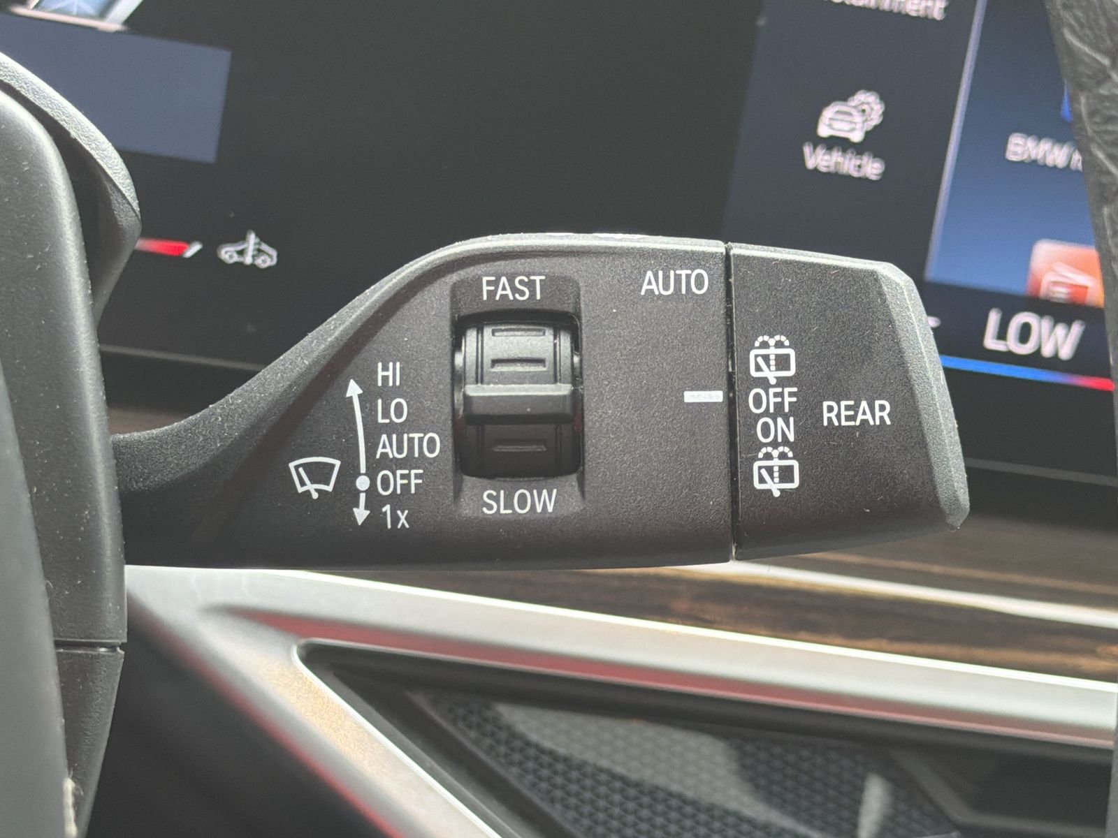 Used 2026 White BMW xDrive40i image 15