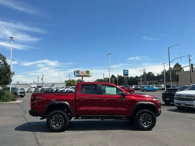 2026 Chevrolet Colorado ZR2 - Photo 2