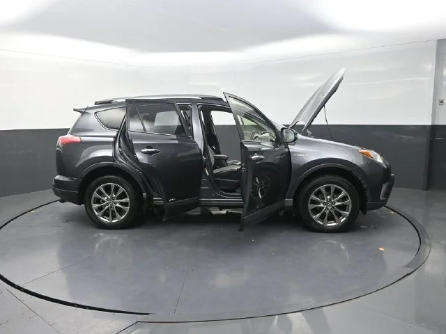 Used 2018 Gray Toyota Limited image 46