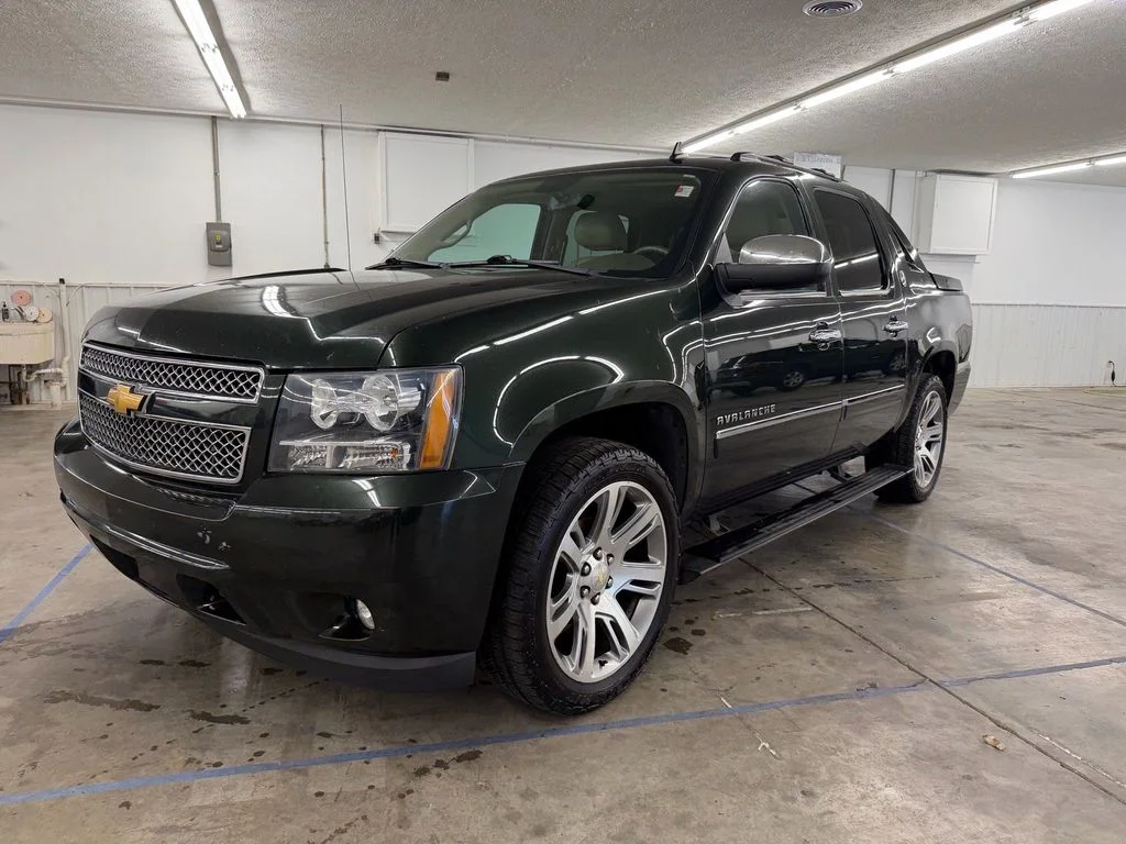 2013 Chevrolet Avalanche 4WD Avalanche LTZ's photo