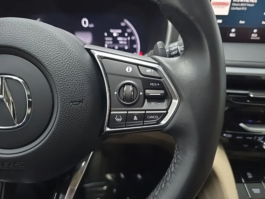 Used 2023 White Acura 3.5L image 23