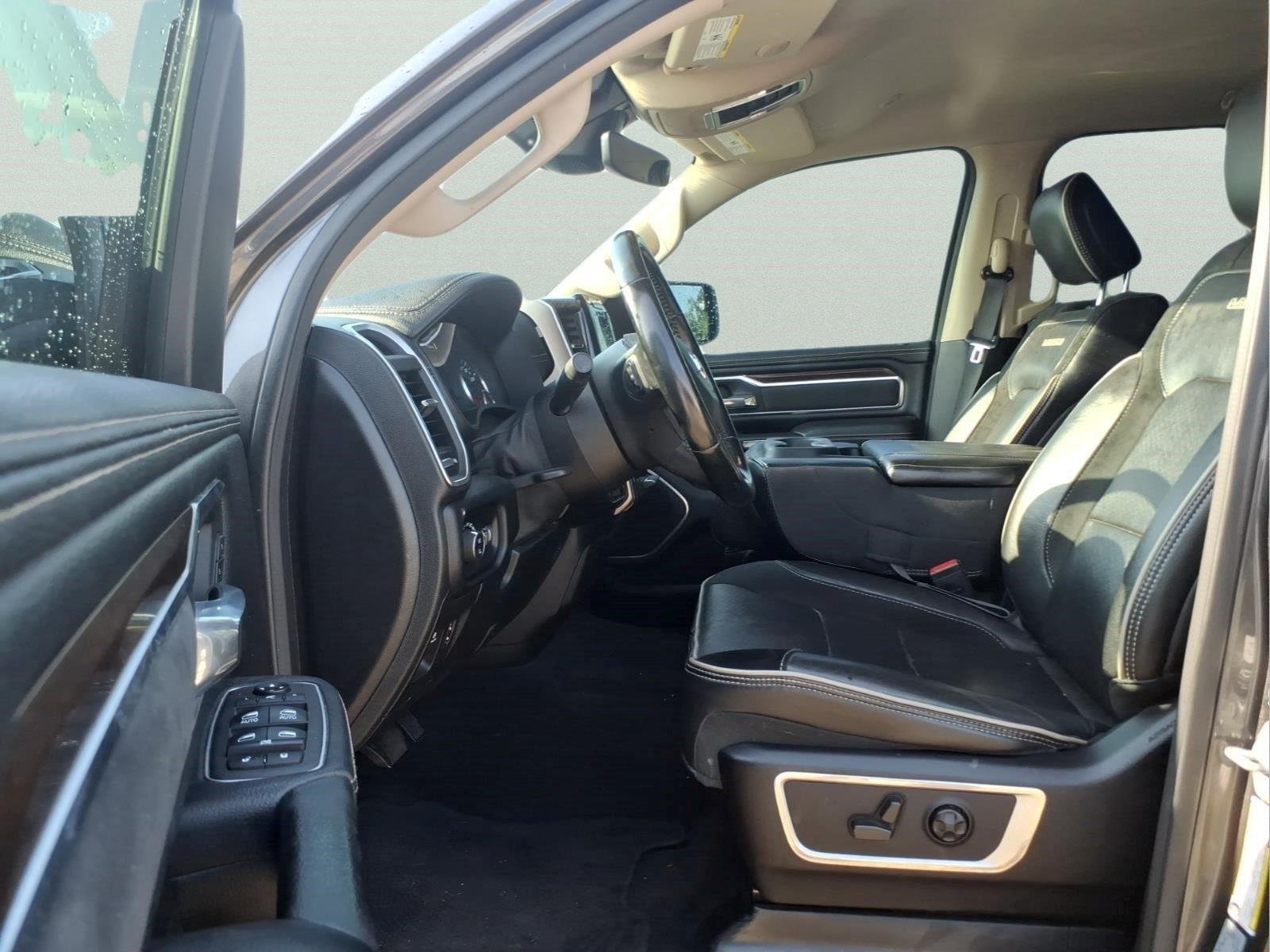 Used 2021 Granite Crystal Metallic Clearcoat Ram Laramie image 16
